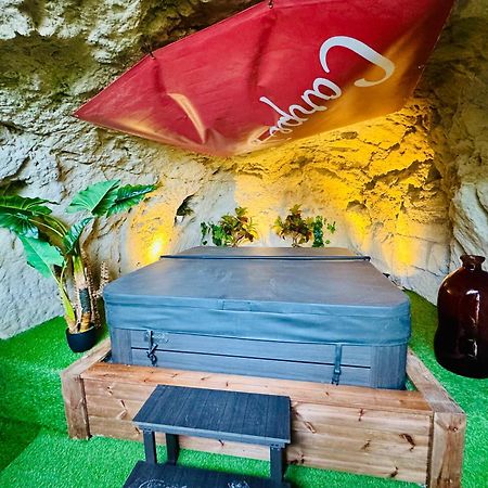 Gite - Petite Maison Proche Du Futuroscope Beaumont  Zewnętrze zdjęcie