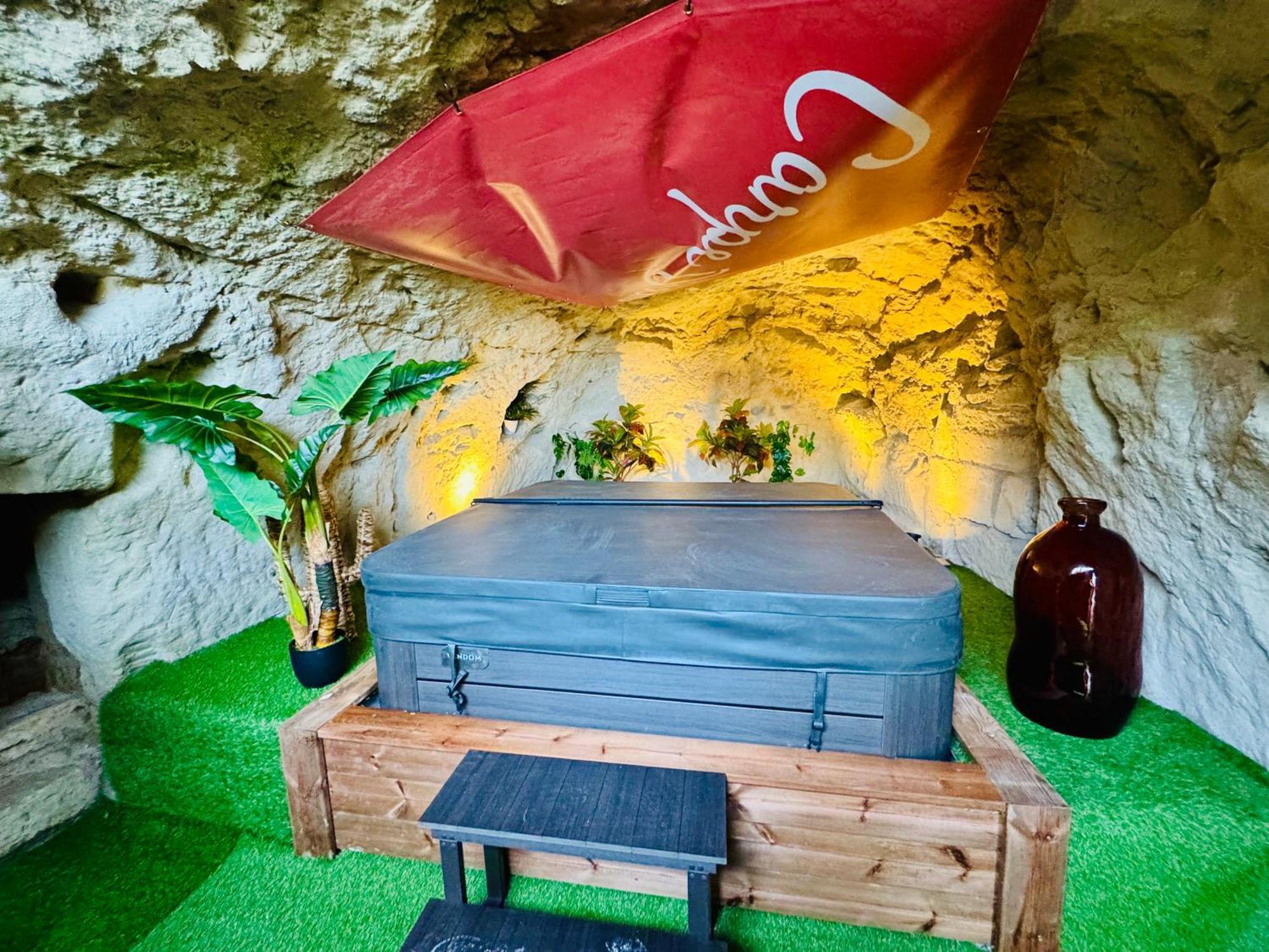 Gite - Petite Maison Proche Du Futuroscope Beaumont  Zewnętrze zdjęcie