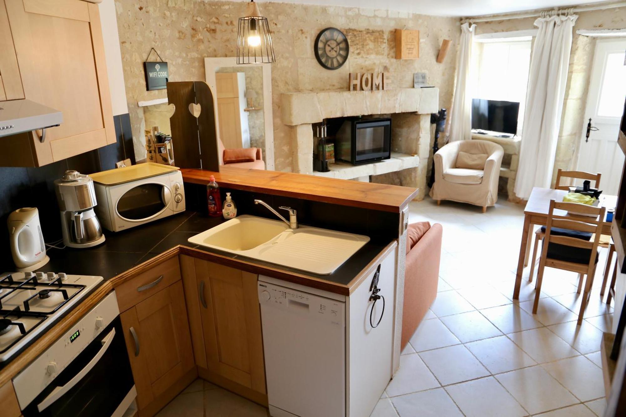 Gite - Petite Maison Proche Du Futuroscope Beaumont  Zewnętrze zdjęcie